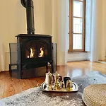 Grand Cru, Appartement Au Centre Medieval De Beaune